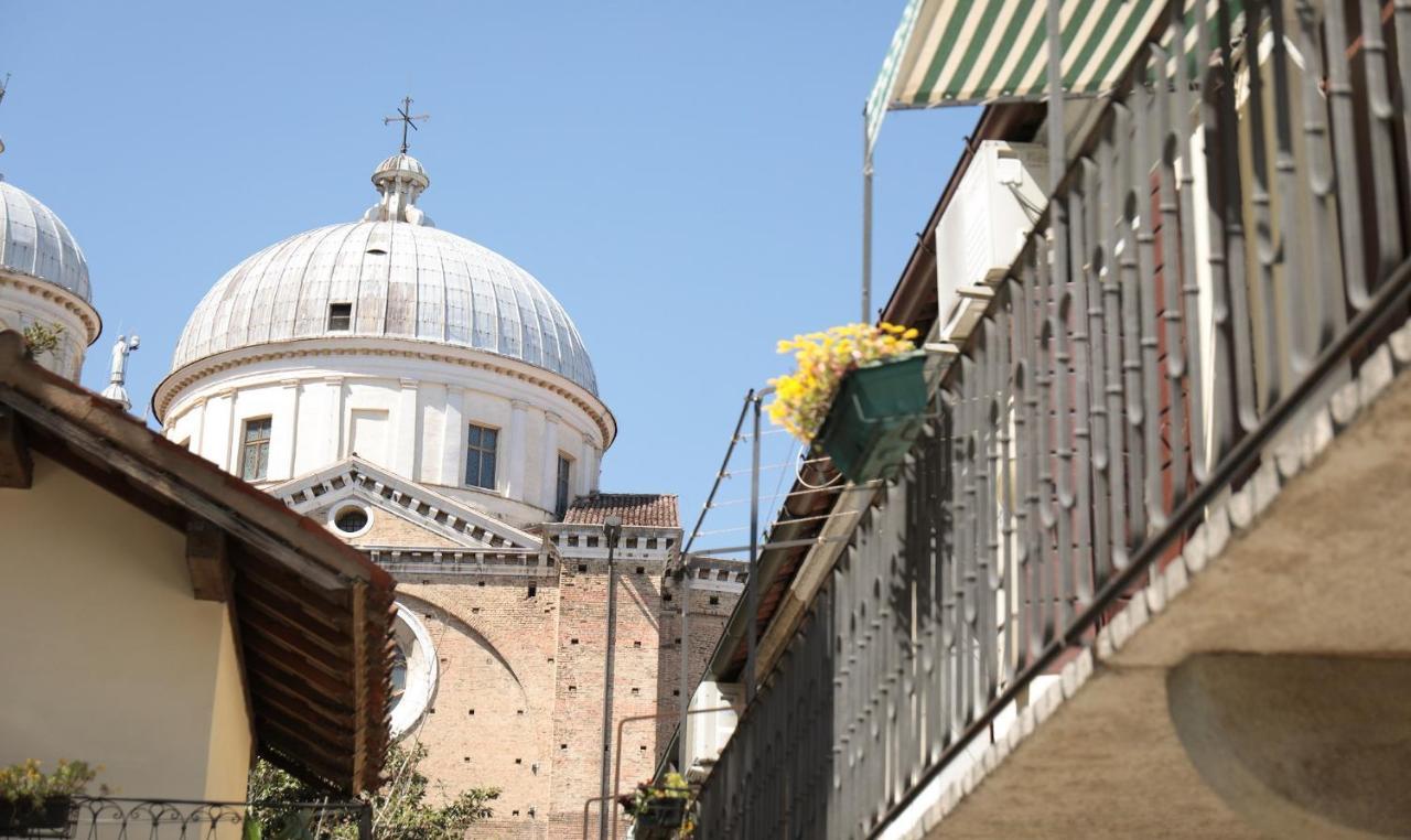 Welc-Om Santa Giustina Apartment Padova Bagian luar foto